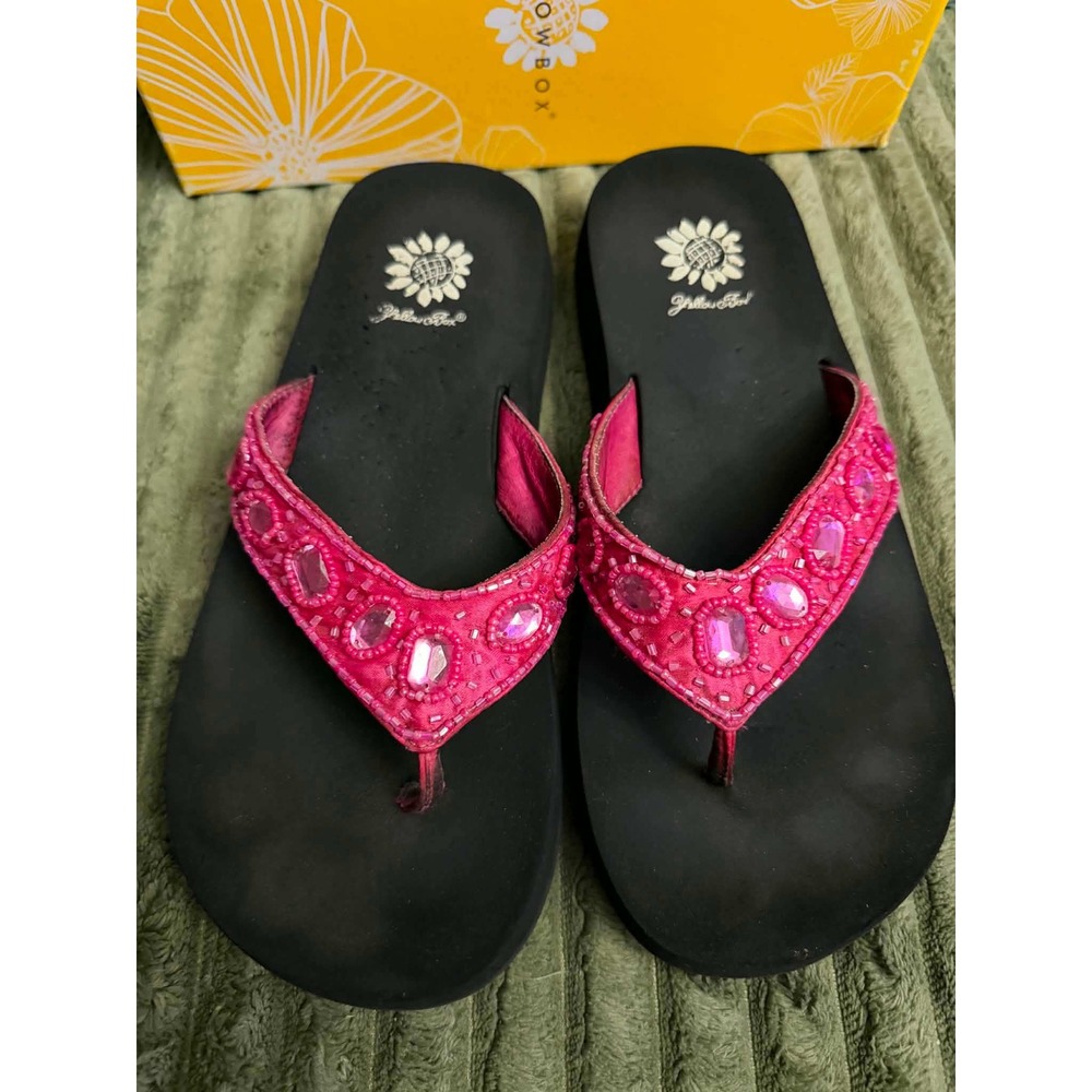 Yellow Box Womens 9 Pink Flip Flop Sandals Beaded Rhinestone Platform Mellow Mat